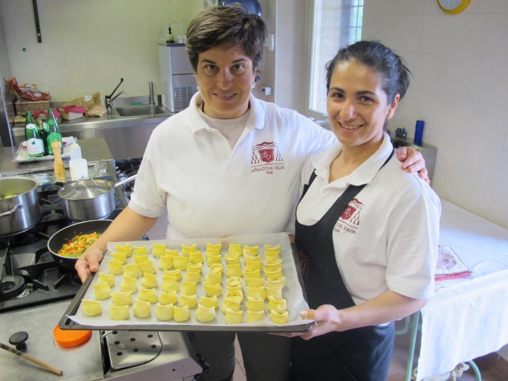 La Palazzetta Del Vescovo Guest House Fratta Todina Eksteriør bilde
