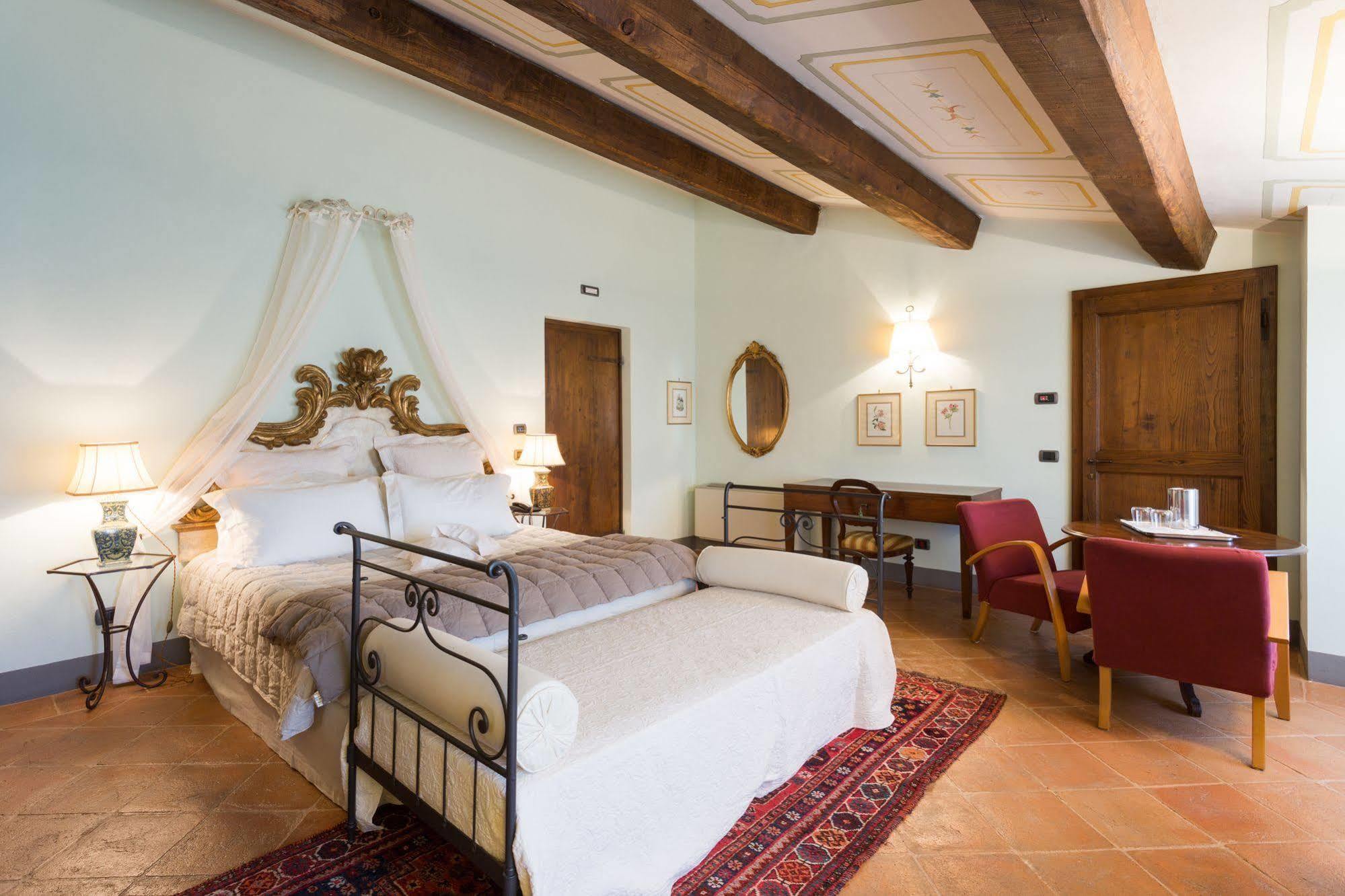 La Palazzetta Del Vescovo Guest House Fratta Todina Eksteriør bilde